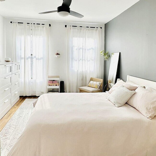 Building Photo - 214 Jefferson St