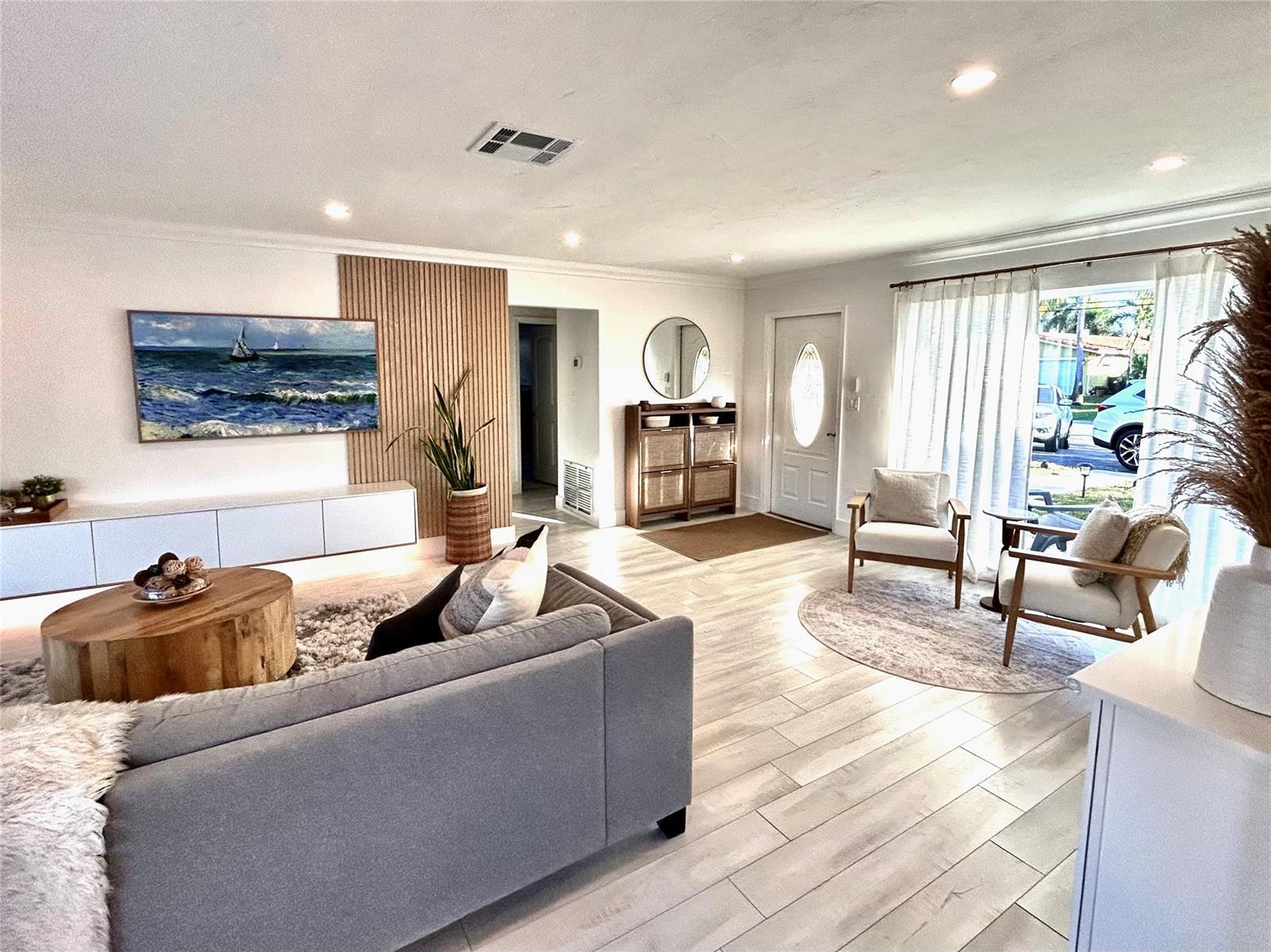 Building Photo - 1473 NE 53rd Ct