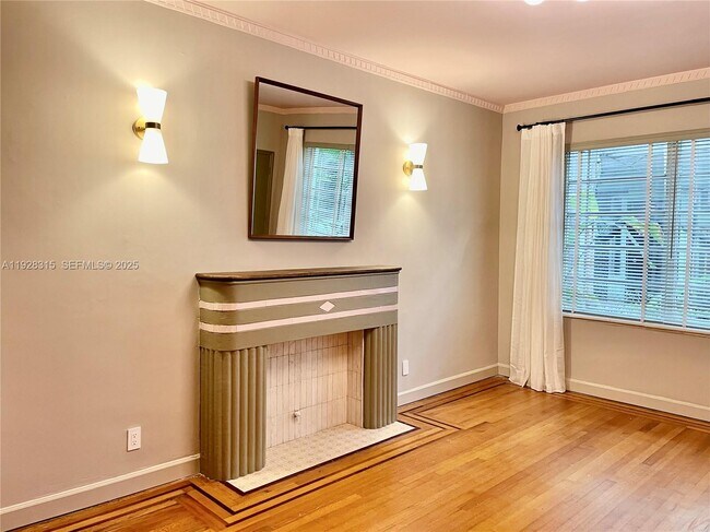 Building Photo - 1571 Pennsylvania Ave