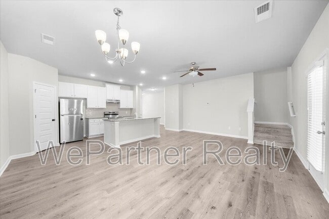 Building Photo - 104 Vickery Ln