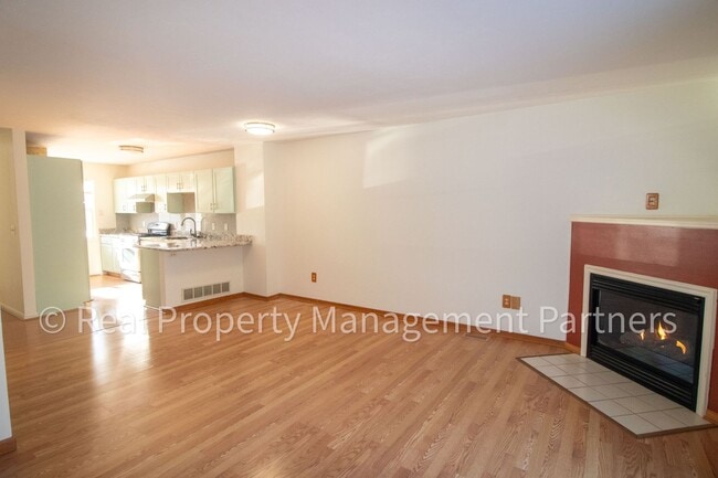 Building Photo - Forest Hills 3 Bed Townhome with Garage, Pond View and Some Utilities Included