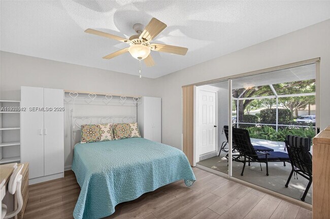 Building Photo - 7102 Geminata Oak Ct