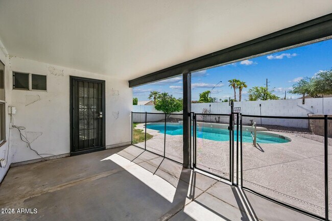 Building Photo - 4627 E White Aster St