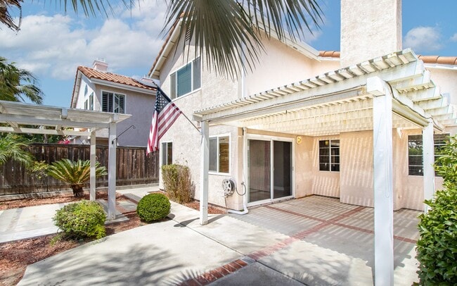 Building Photo - Amazing Beautiful Rancho Del Oro Home!!