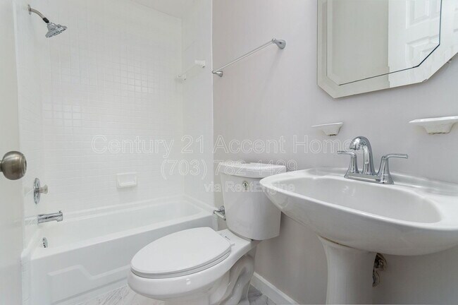 Building Photo - 3316 Ardley Ct