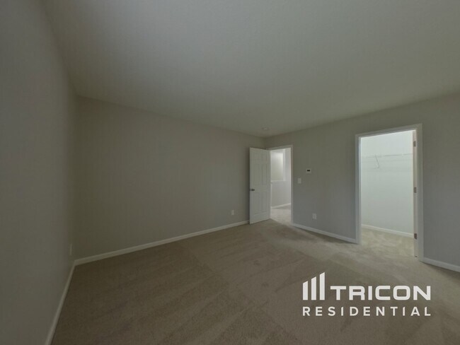 Building Photo - 3029 Decapolis Dr