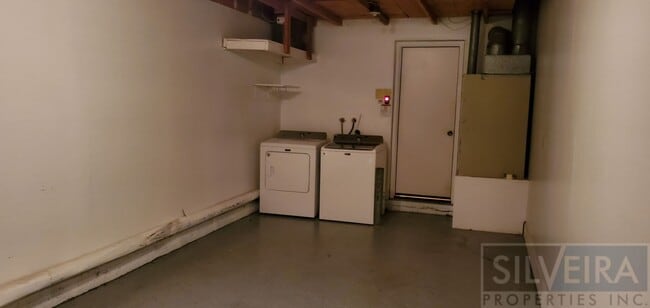 Building Photo - 2 Bedroom condo available in south Santa Maria!