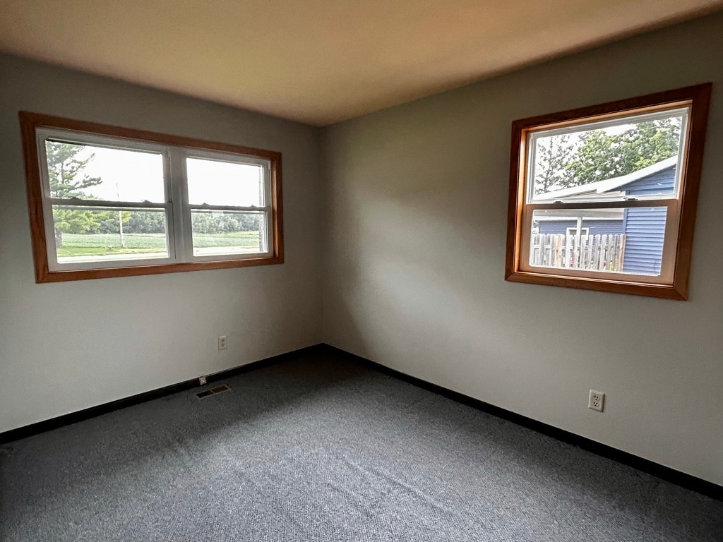 Main level bedroom #3 - 694 Tilson St N