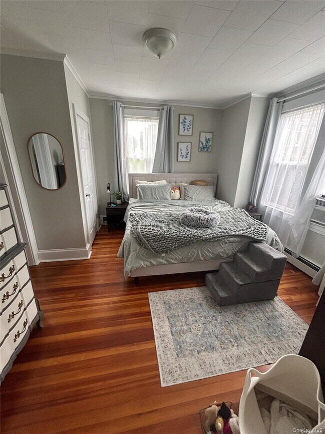 Building Photo - 16 Benjamin St