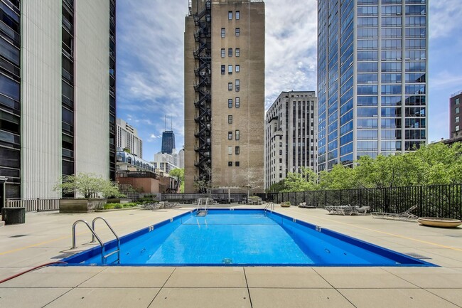 Building Photo - 1310 N Ritchie Ct