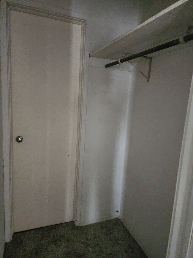 Building Photo - 1700 S Avenue B