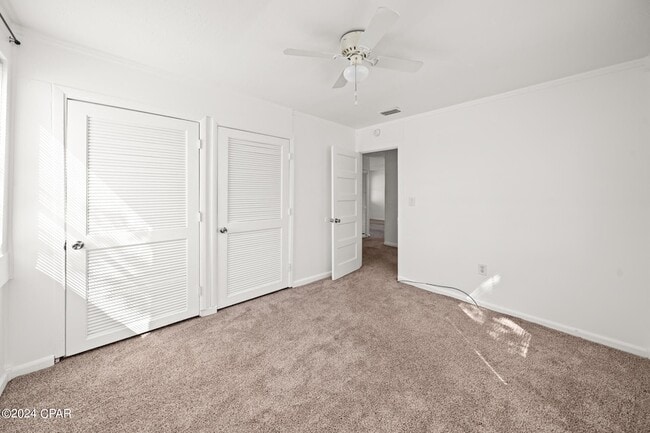 Building Photo - 6319 Sunset Ave