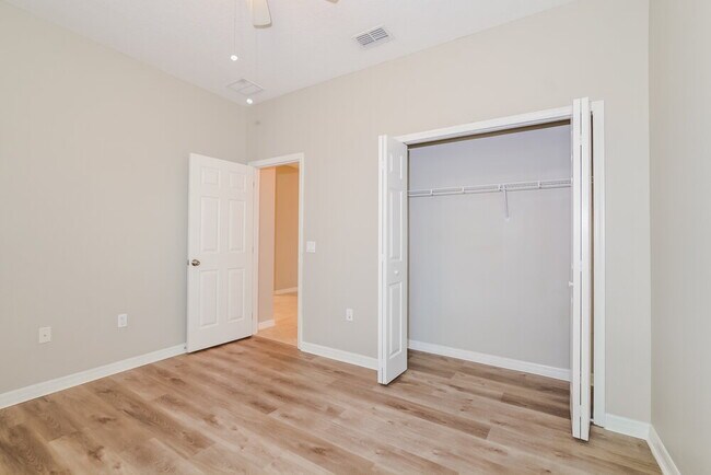 Building Photo - 4854 Terra Sole Pl