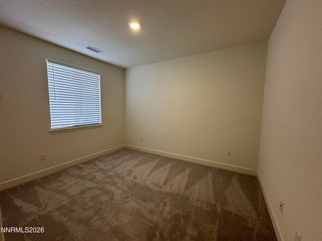 Building Photo - 6882 Pilot Peak Rd