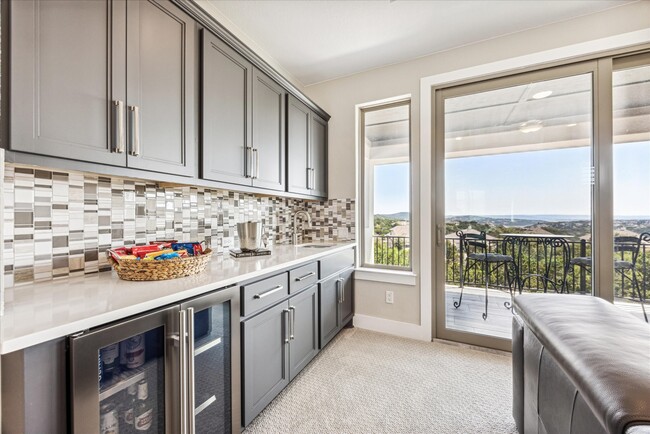 Building Photo - 6821 Little Serenity Cove