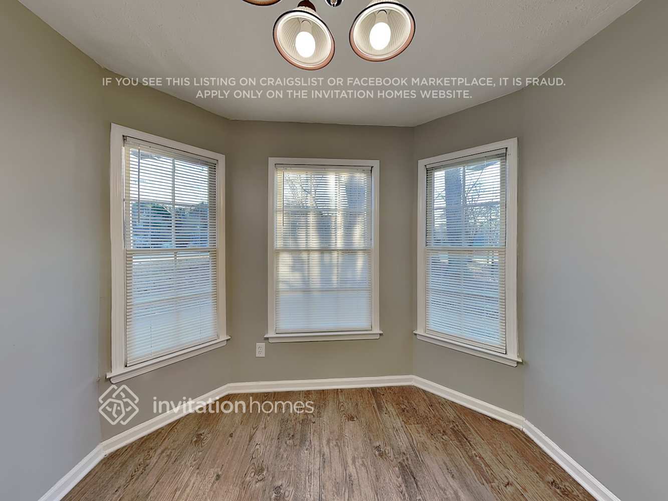 Building Photo - 450 Leigh Kay Dr