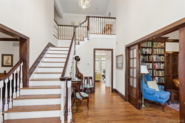 Building Photo - 110 Greenleaf Ln