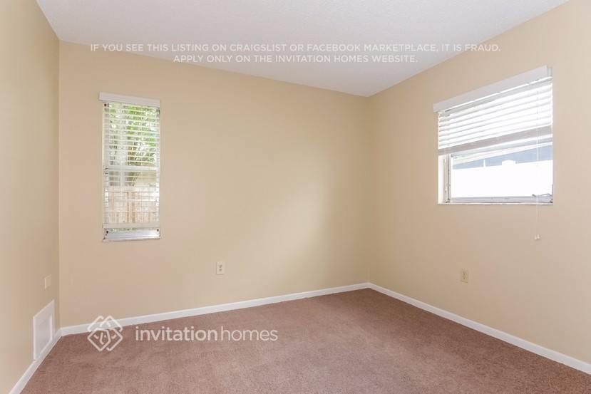 Building Photo - 6749 67th Ln N