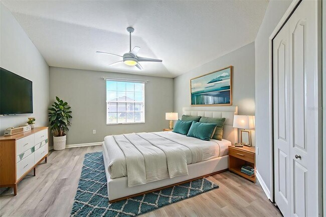 Building Photo - 5046 Gato Del Sol Cir
