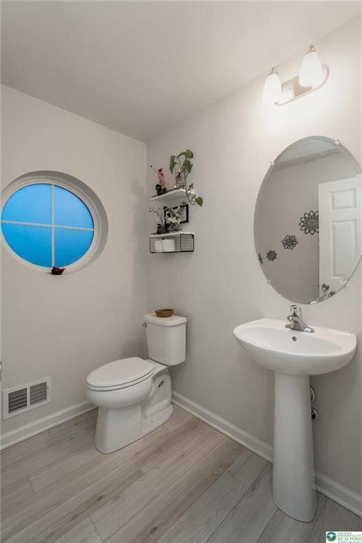 Building Photo - 164 Maureen Ln