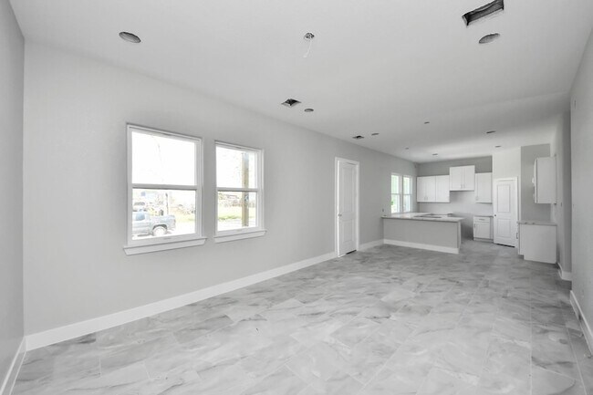 Building Photo - 7160 Rook Blvd