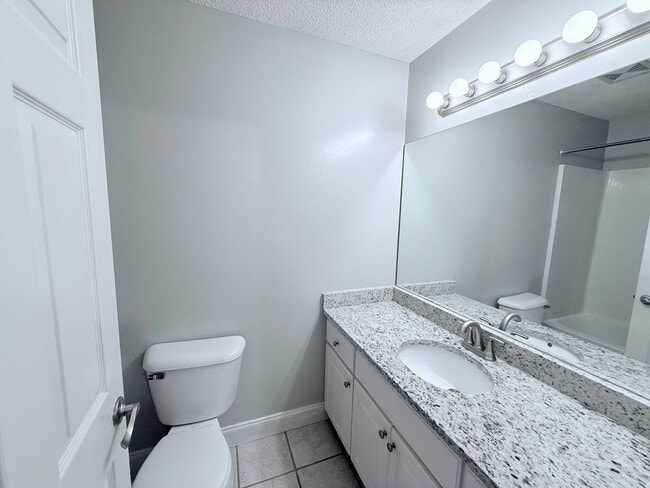 Building Photo - 309 Eagle Pointe Dr