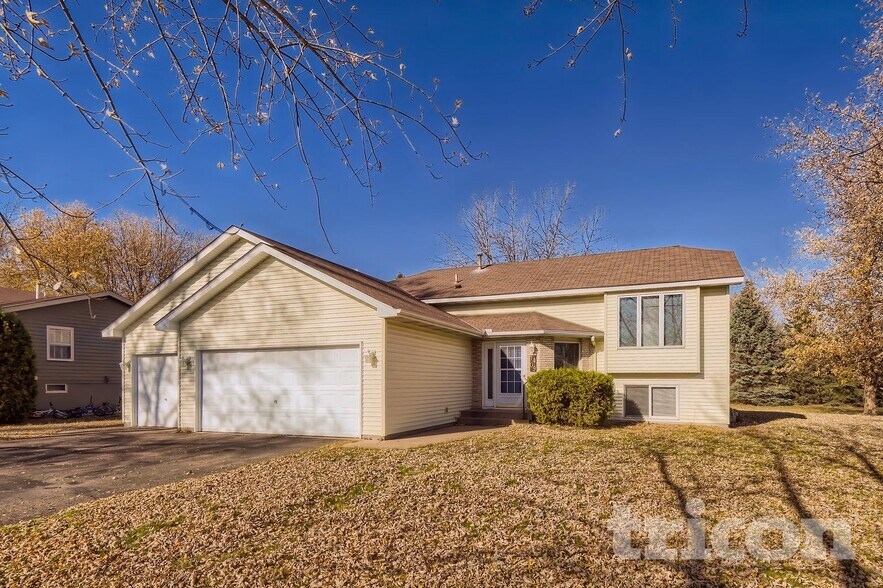 Building Photo - 1409 146th Ave NW