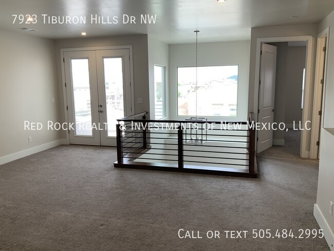 Building Photo - 7923 Tiburon Hills Drive NW