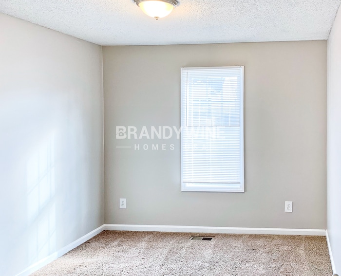Building Photo - 314 Moreland Cir