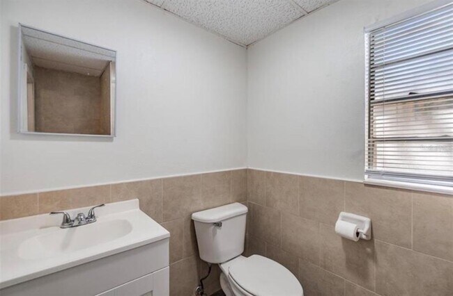 Building Photo - 2914 N 10th St