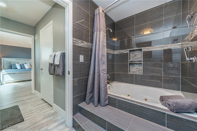 Building Photo - 3954 Keystone Ct