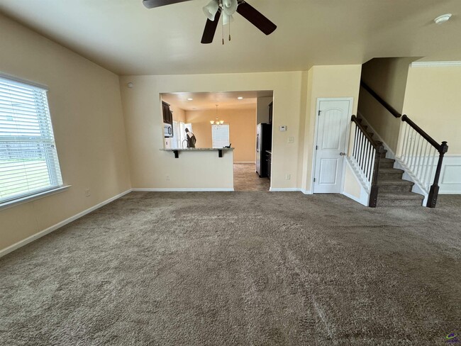 Building Photo - 507 Dora Ln