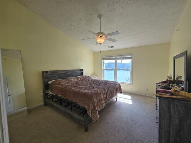Building Photo - 3324 Harbour Pointe Pl