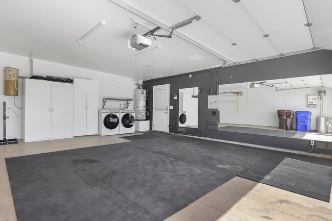 Building Photo - 166 Wimbledon Ct