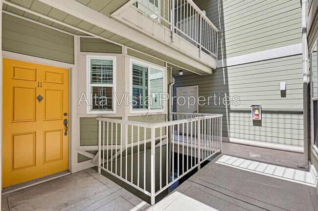 Building Photo - 4204 3rd Avenue