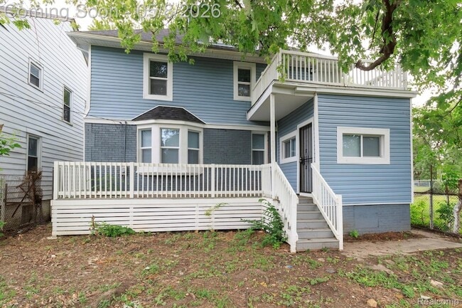 Building Photo - 120 Woodland St