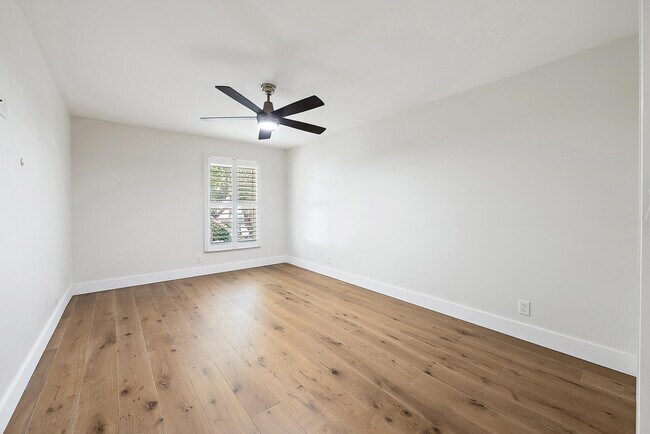 Building Photo - 14354 Cypress Island Cir