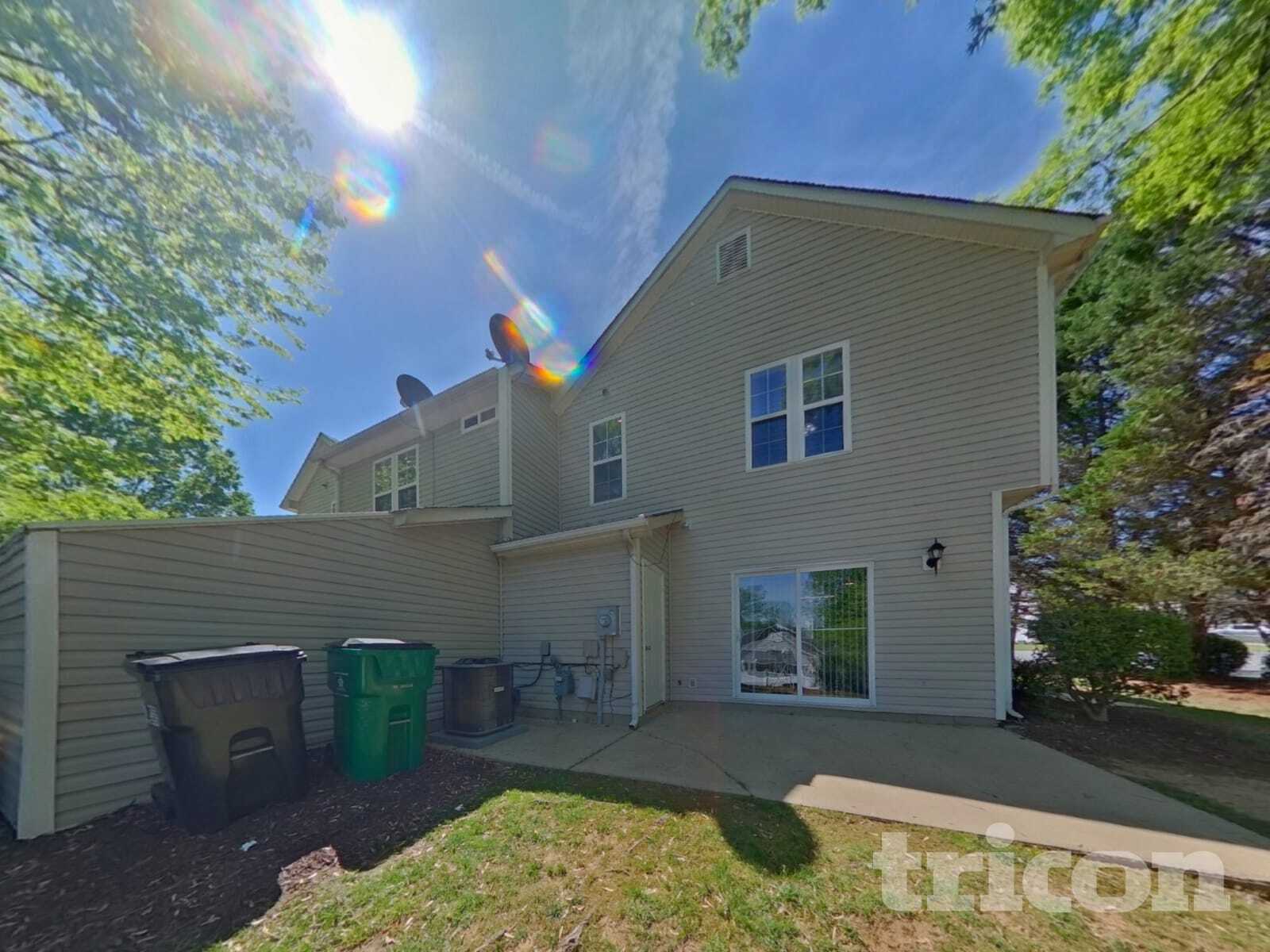 Building Photo - 8872 Treyburn Dr