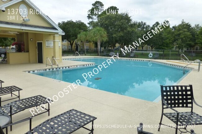 Building Photo - 13703 Richmond Park Dr N