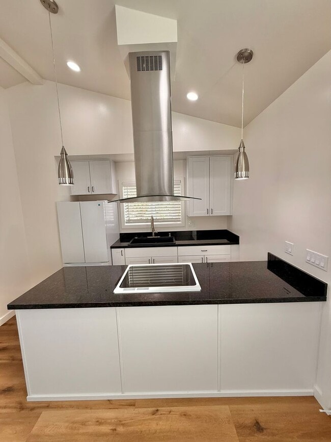 Building Photo - Brand-New Beach Bungalow Studio – Fire Mou...