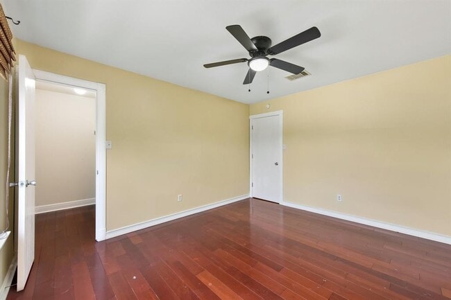 Building Photo - 12712 Ring Dr