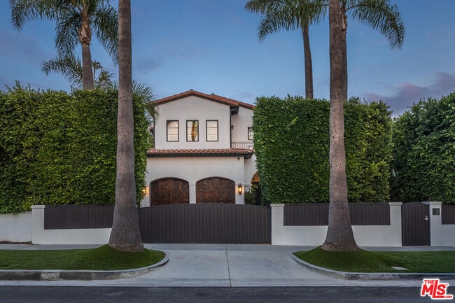 Building Photo - 820 N Vista St