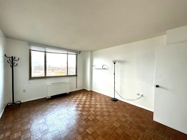 Building Photo - Charming 1 Bedroom/1 Bathroom Condo in Charles Village, Baltimore, MD!