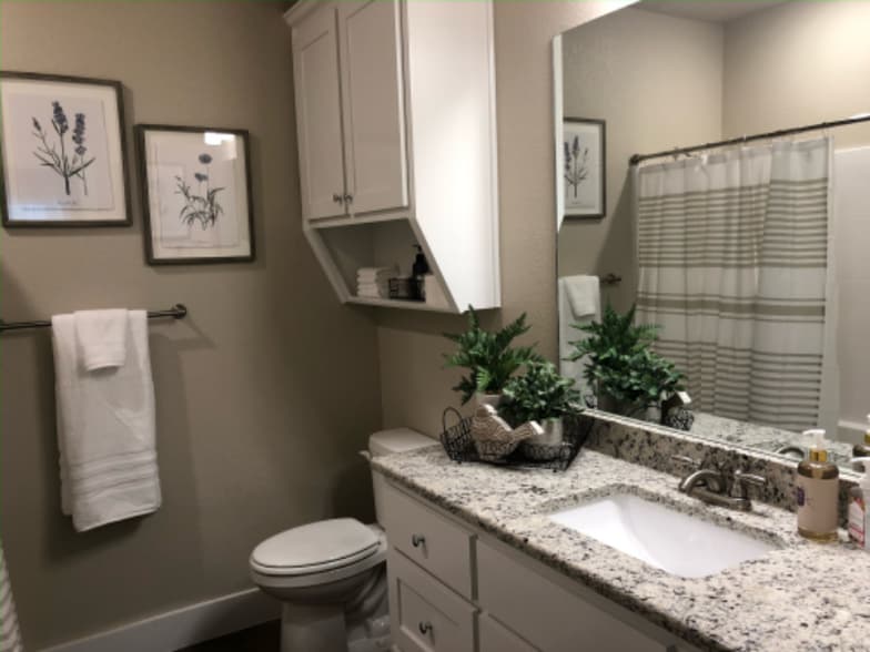 Building Photo - 3217 Belmont Dr