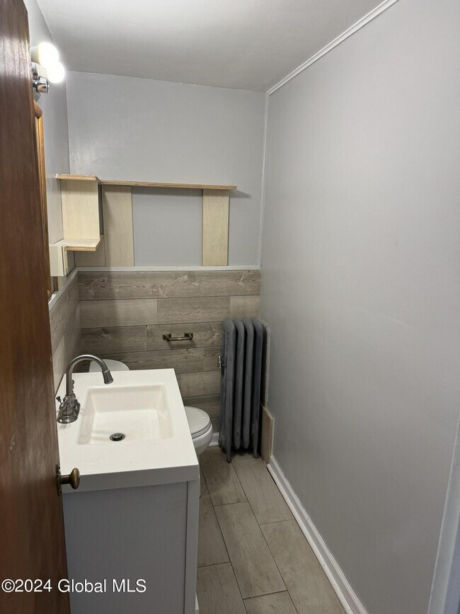 Building Photo - 20 Jay St