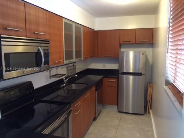 Building Photo - 680 NE 64th St