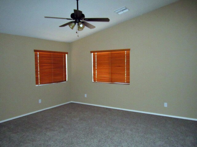 Building Photo - SPACIOUS 5BED + LOFT, 3 BATH LOCATED NEAR ...