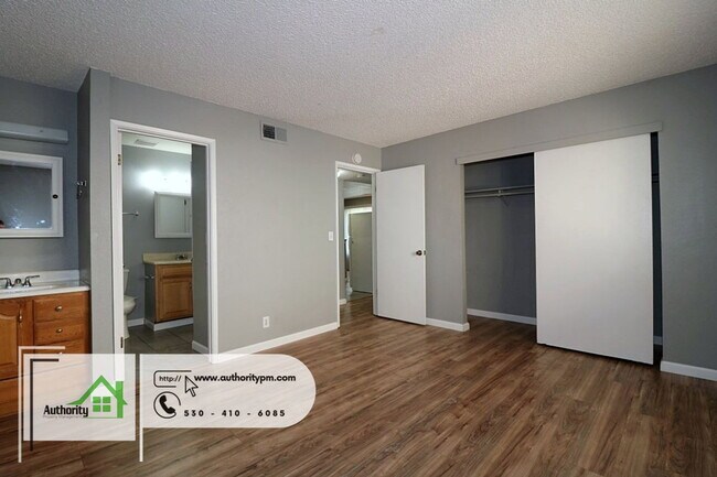 Building Photo - 965 Jamieson Ct