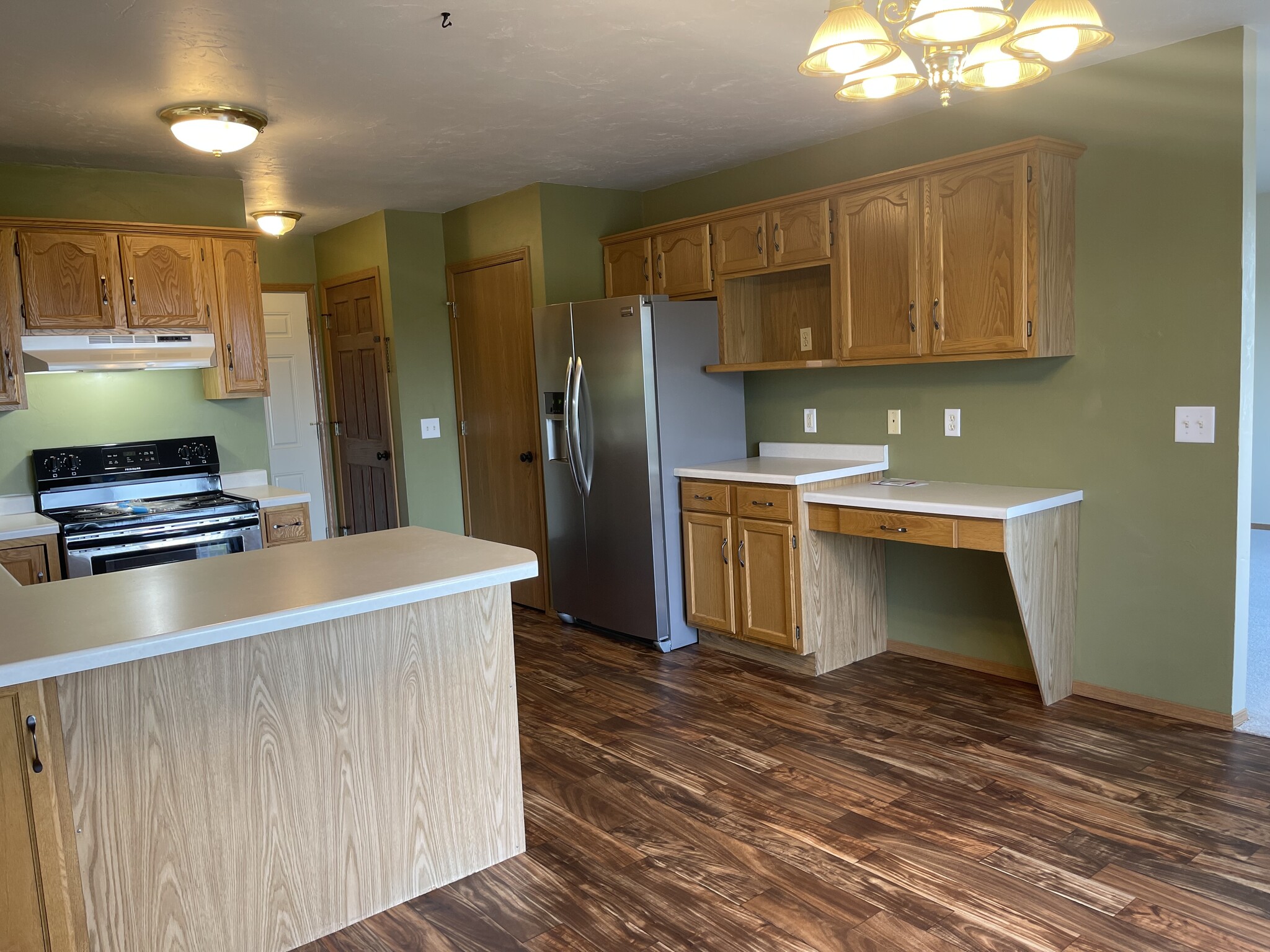 Building Photo - N176 State Park Rd