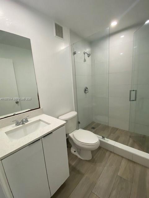 Building Photo - 935 NE 34th Ave